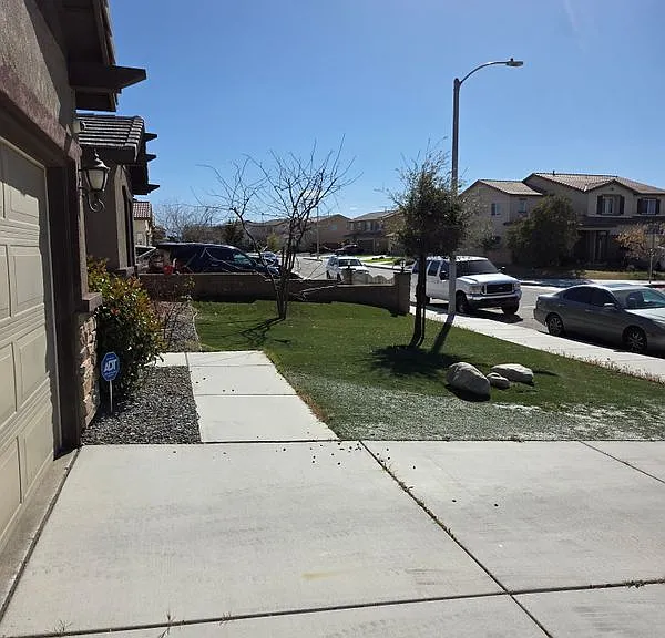 14245 Tierra Del Sur St — Photo 2