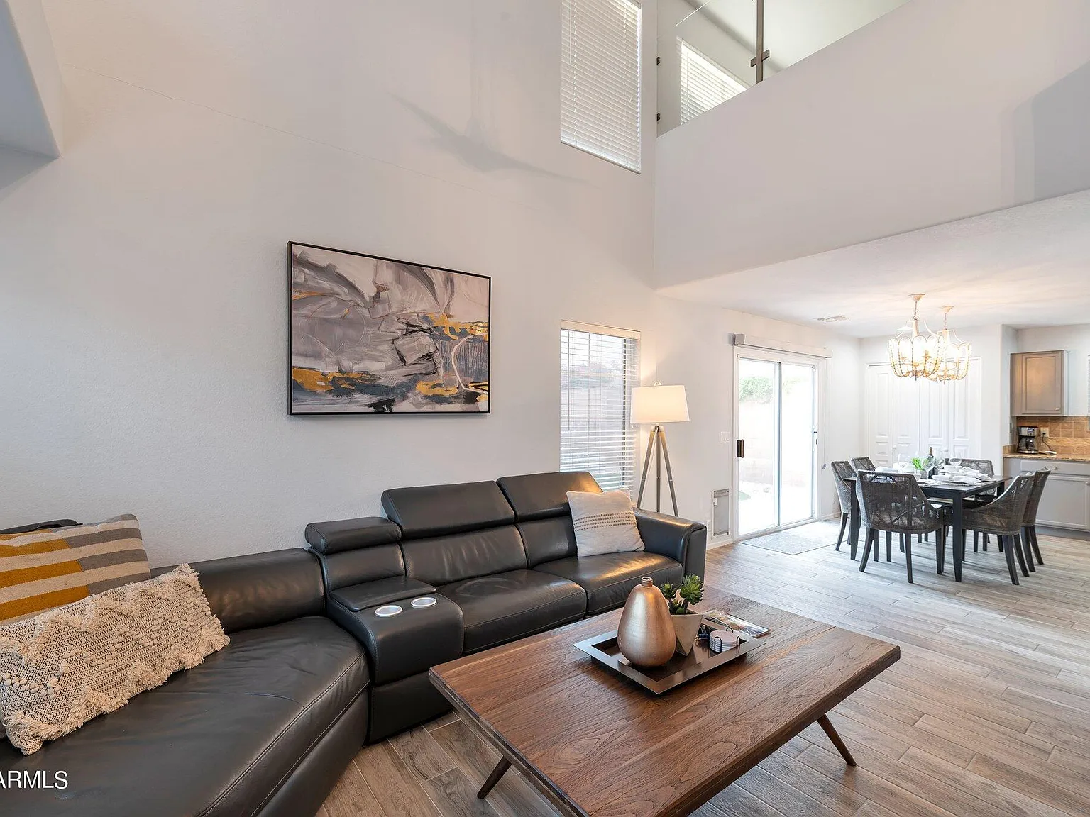 2 bed, 2.5 bath, 1473 sqft, $2,700 — Photo 2