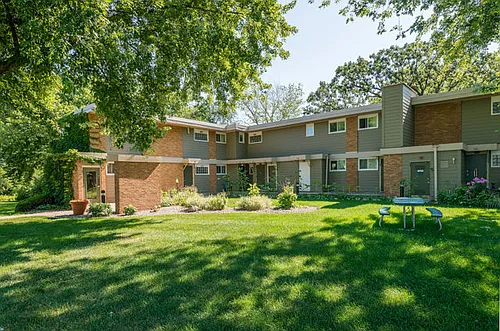 Valley Village Apartments Photo 1