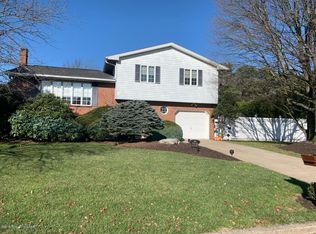 124 Hilltop Rd, Hazleton, PA 18201