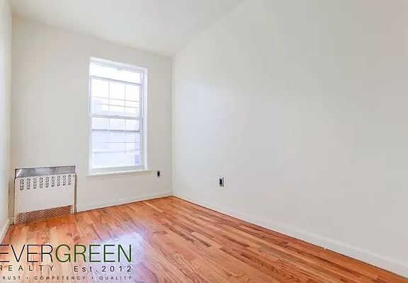 5th image of 515 Lafayette Ave #2P