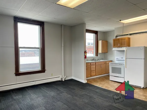 180 N Main Street, 180 N Main St APT 7, Barre, VT 05641