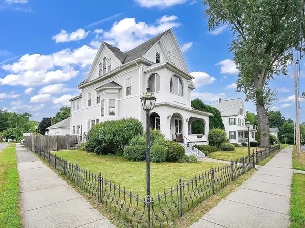 194 Nonotuck Ave, Chicopee, MA 01013