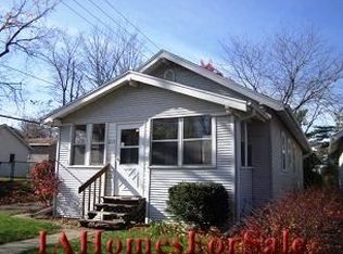 214 Highland Dr NW, Cedar Rapids, IA 52405