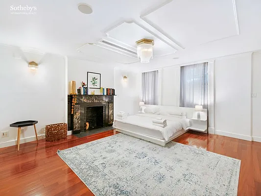 Rented by Sotheby's International Realty | media 32