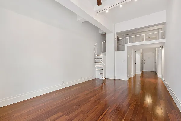 Sold by City Connections Realty | media 6