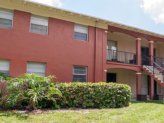 CityView Apartments ; West Palm Beach, FL