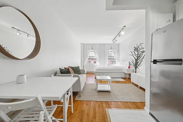 Rented by Spire Group | media 7