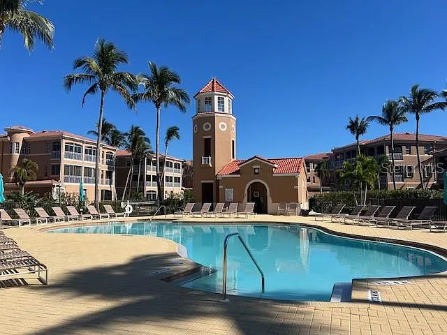 3304 Sunset Key Cir #D — Photo 41