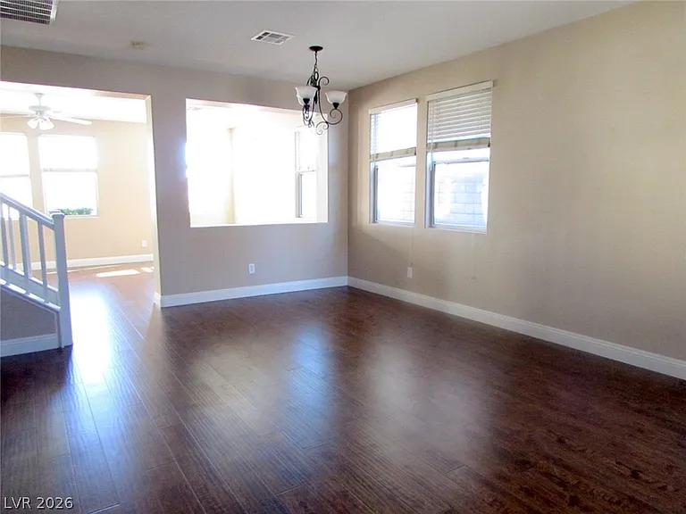 548 Ivy Spring St — Photo 2
