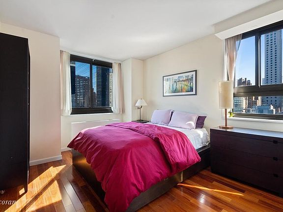 4th image of 347 W 57th St APT 19C