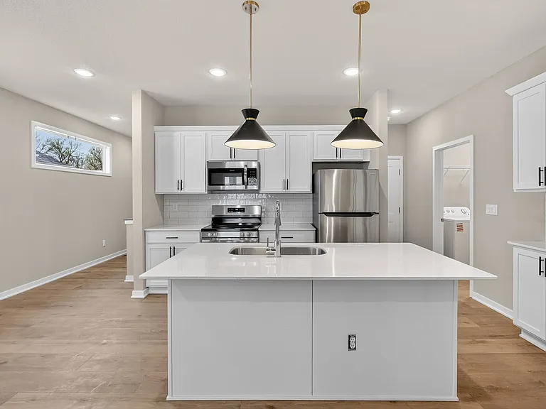 Lexington Park Townhome Rentals — Photo 9