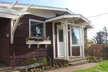 1st image of 172 NE 57th St