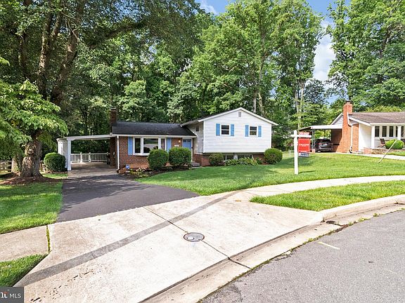 5th image of 3607 Country Hill Dr