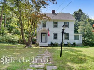 104 Old Post Rd, East Setauket, NY 11733