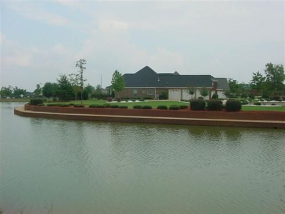 Lake View (Side Yard)