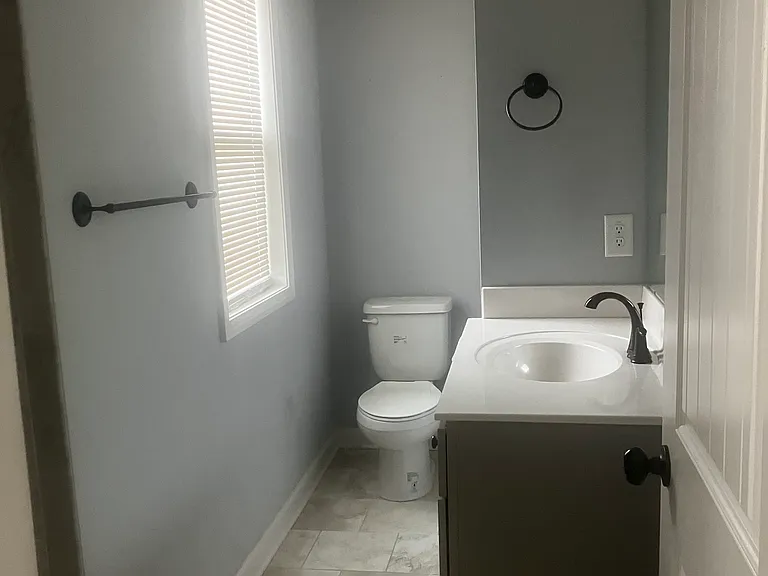 60 Diamond Hill Cir — Photo 9