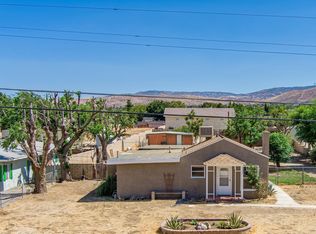 5532 Columbia Way, Quartz Hill, CA 93536