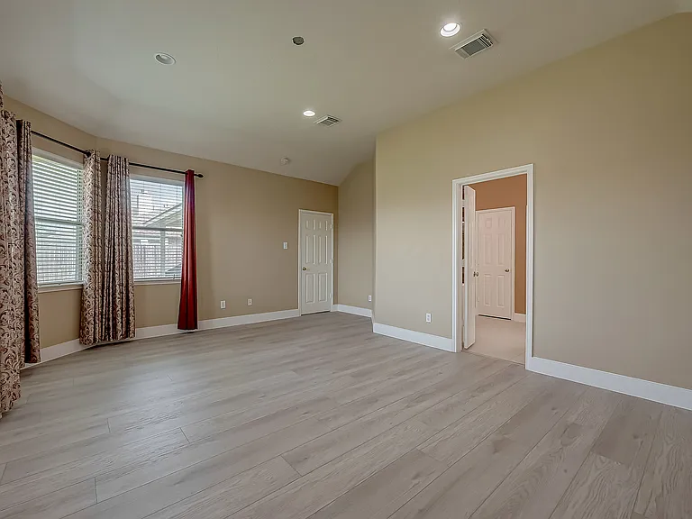 14026 Shamrock Park Ln — Photo 36