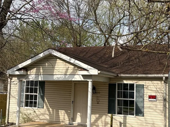 220 Mann Avenue, Austin, IN 47102