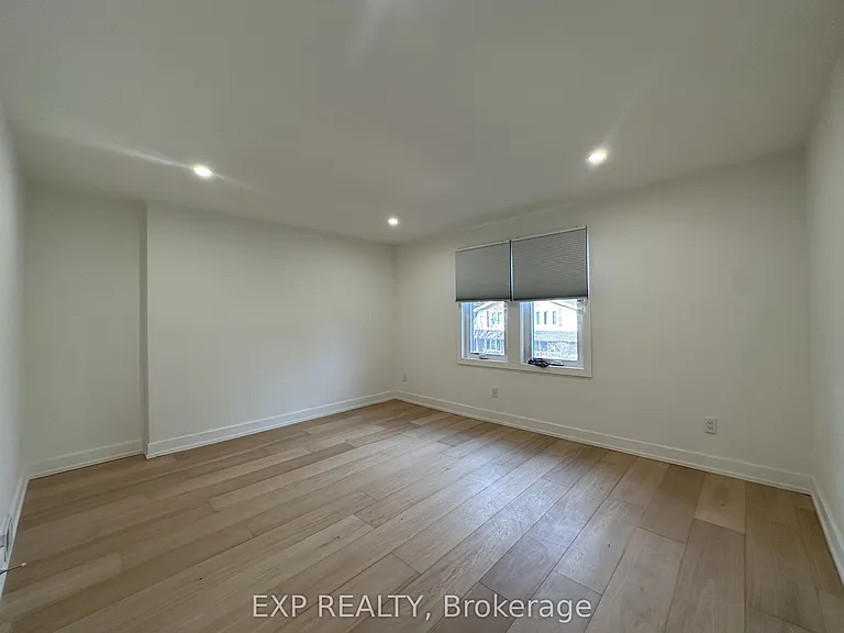 926 Greenwood Ave — Photo 10