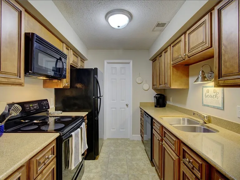2511 Demere Rd #8 — Photo 19