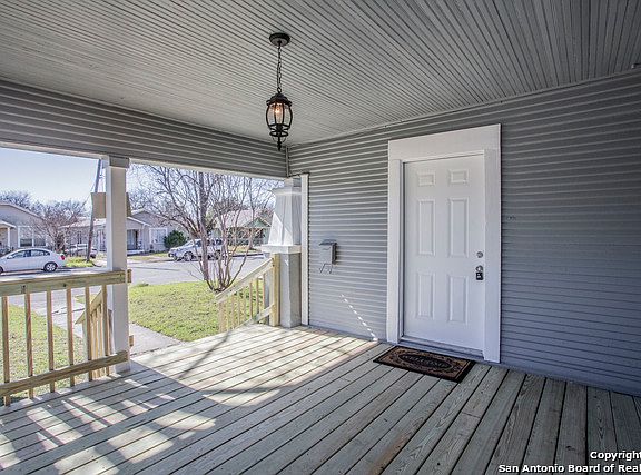 3rd image of 311 Hammond Ave