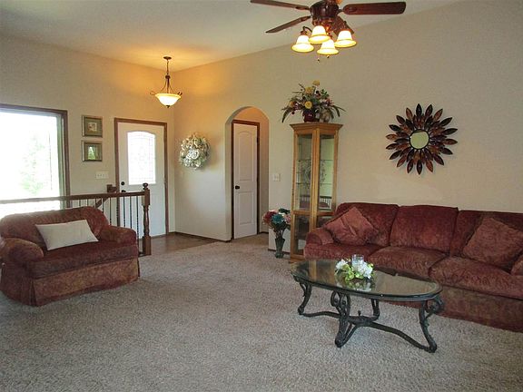 4th image of 2050 N Prairie View Ct
