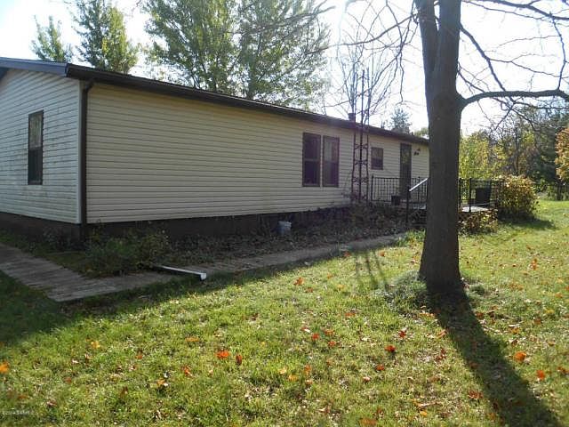 2nd image of 7128 N Coloma Rd