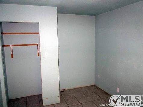 5th image of 639 N San Bernardo Ave