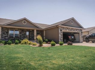 3006 E 14th St, Hays, KS 67601