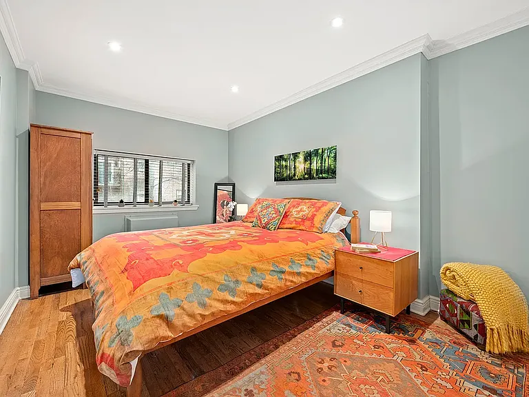 313 W 82nd St #4B — Photo 6