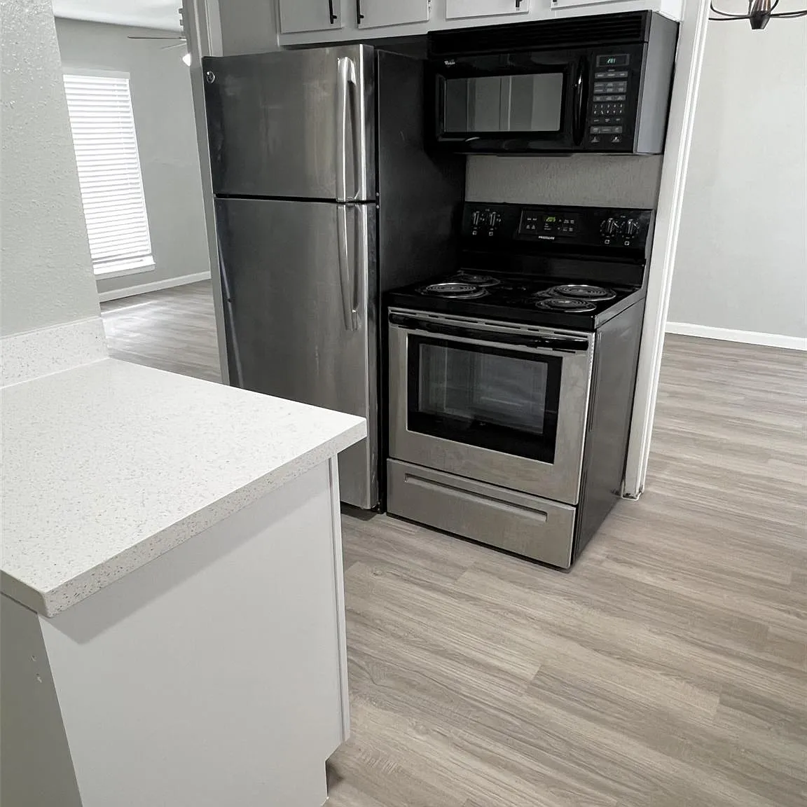 2 bed, 1.5 bath, 1134 sqft, $1,250 — Photo 1