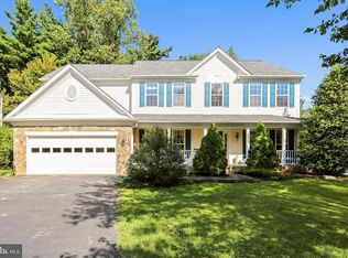 18909 Abbey Manor Dr, Brookeville, MD 20833
