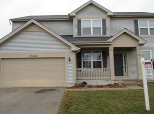 1304 Viola Ln, Volo, IL 60073