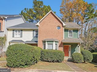 1115 Country Club Pl NW, Kennesaw, GA 30144