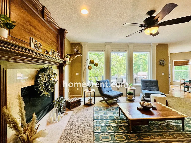 12648 S Hallet St — Photo 15