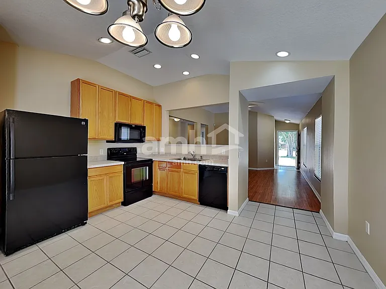 11912 Mango Groves Blvd — Photo 3