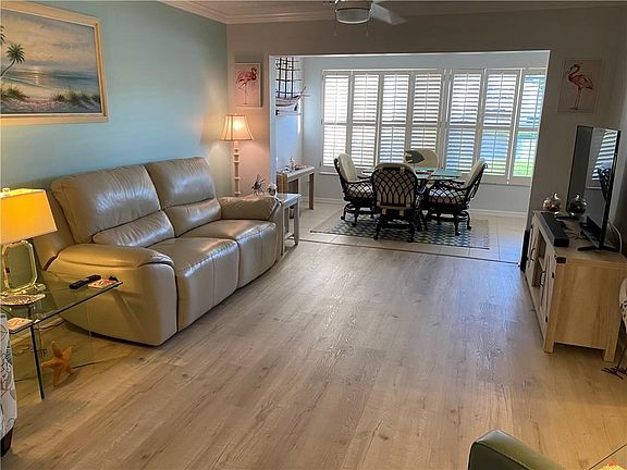 4th image of 655 W Lake Jasmine Cir Unit 655-103