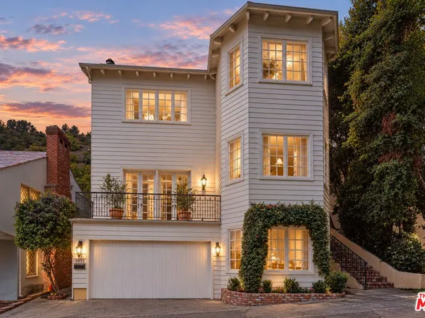9835 Portola Dr, Beverly Hills, CA 90210