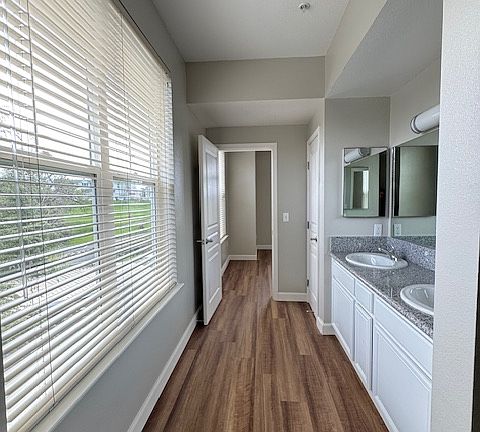 3rd image of 3589 Round Barn Blvd #1-101