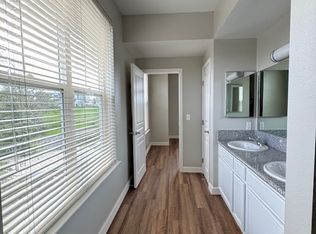3589 Round Barn Blvd #1-101, Santa Rosa, CA 95403