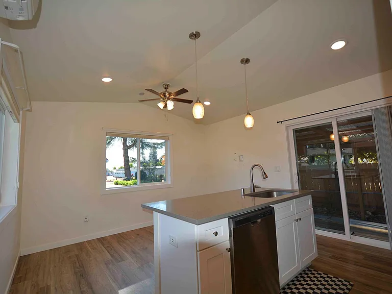 2911 NE 124th Ave — Photo 22