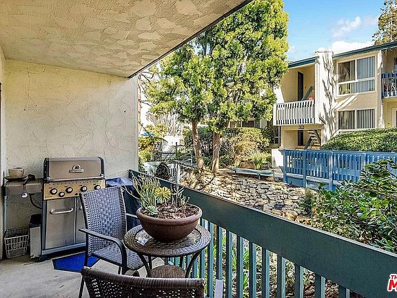 3rd image of 824 Camino Real Unit 104