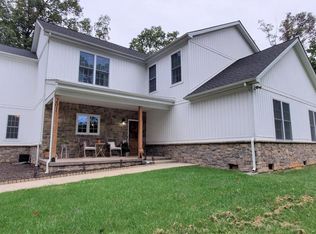 201 Joline Dr, Clear Brook, VA 22624