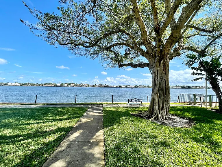 120 Yacht Club Way #305 — Photo 39