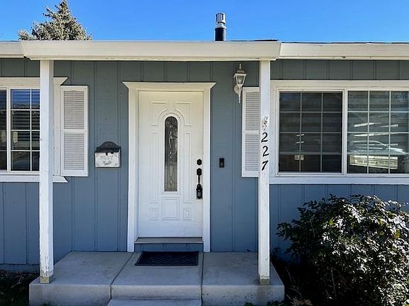 2nd image of 227 Maple St