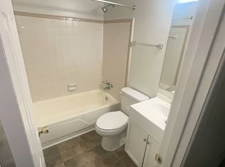 103 Henry St, Warner Robins, GA 31088