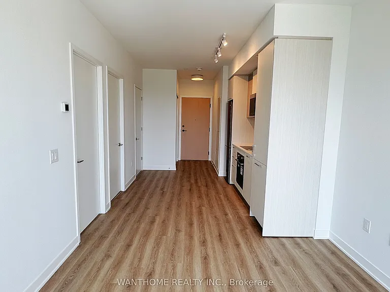10 Oak St E #1602 — Photo 9