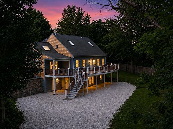 3rd image of 90 Log Cabin Road